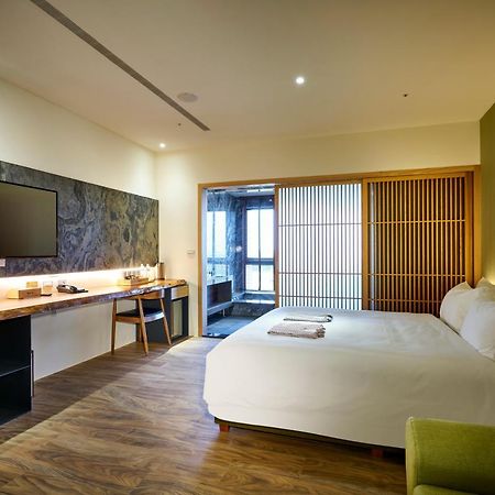 Shine Mood Resort Yuanli Bagian luar foto